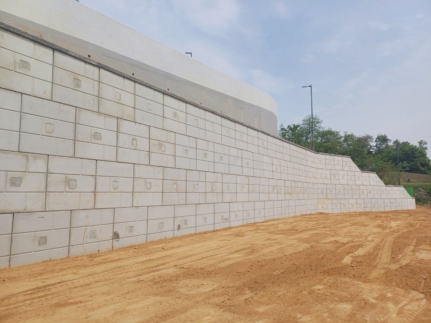 평택시 포승읍 방림리 물류창고 대지경계 패널옹벽 공사